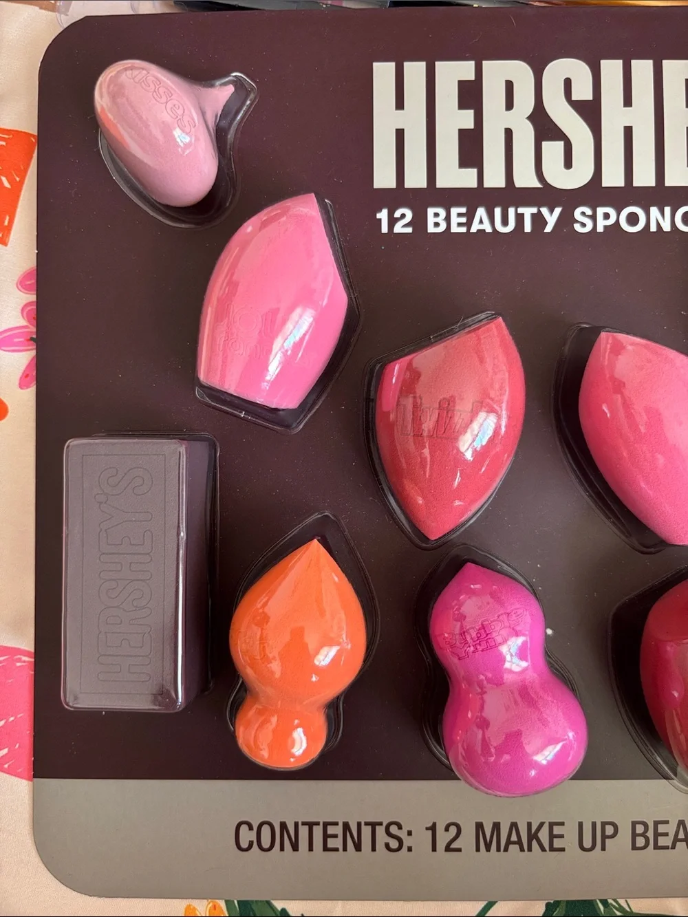HERSHEY 12-Piece Makeup Beauty Blender Sponges + Lip & Eye Liner Pencils Set